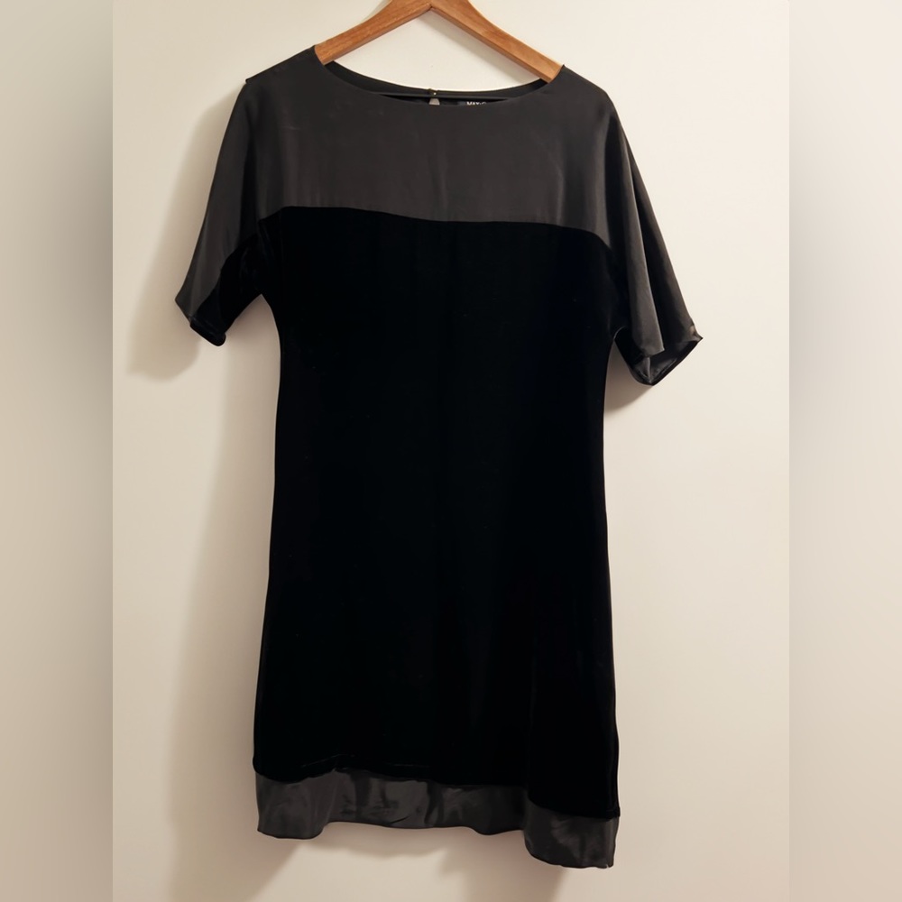 Satin & Velvet black Max&Co mini/midi dress
